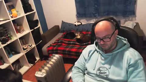 ravingr3d3 online show from 02/22/25, 11:03