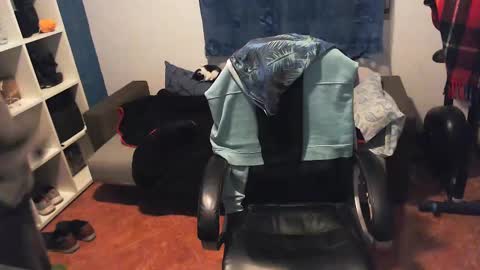 ravingr3d3 online show from 02/24/25, 12:30