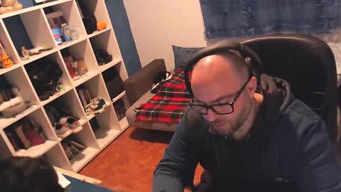 ravingr3d3 online show from 02/27/25, 11:26