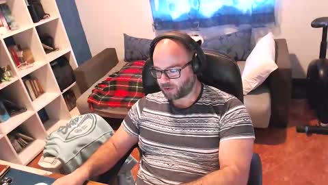 ravingr3d3 online show from 03/10/25, 03:30