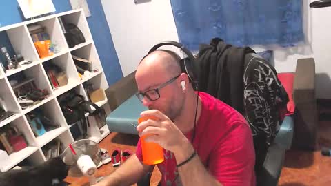 ravingr3d3 online show from 09/11/25, 09:37