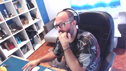 ravingr3d3 online show from 10/03/25, 11:07