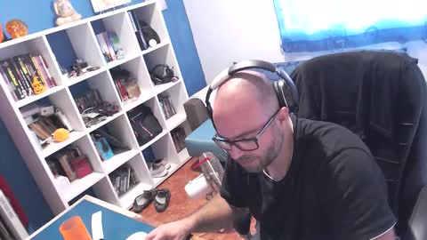 ravingr3d3 online show from 10/20/25, 09:32