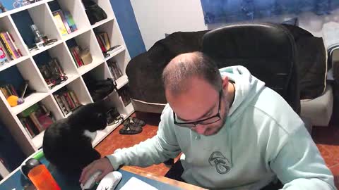 ravingr3d3 online show from 11/17/25, 09:04