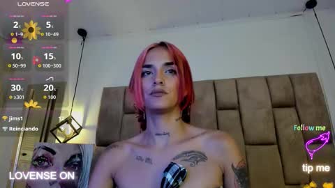 Snapshot of ravynrouge_ chatting on 10/09/25, 03:26 ravynrouge_ online show from 10/09/25, 03:26
