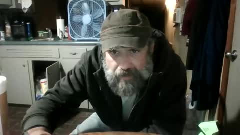 raybob252000 online show from 11/17/25, 05:41