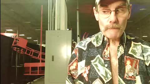 Snapshot of raylene4u2 chatting on 12/06/24, 10:41 Ray online show from 12/06/24, 10:41