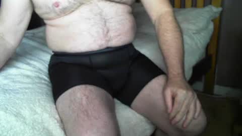 Snapshot of raymondo1964 chatting on 01/26/25, 10:35 raymondo1964 online show from 01/26/25, 10:35