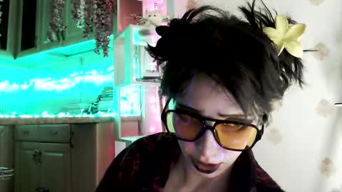  Yrriel Strife Candy-Demon Caveboy mr. Cringe   online show from 11/09/25, 03:27