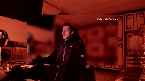 Snapshot of rcomi4 chatting on 11/11/25, 04:29 rcomi4 online show from 11/11/25, 04:29