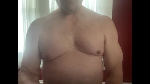 Snapshot of rdubro chatting on 02/26/25, 02:03 rdubro online show from 02/26/25, 02:03