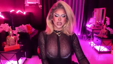 Snapshot of real_dom_phuta chatting on 09/13/25, 02:33 Miss Katrina De Futah Goddess of HELL online show from 09/13/25, 02:33