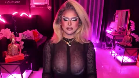 Snapshot of real_dom_phuta chatting on 10/26/25, 09:48 Miss Katrina De Futah Goddess of HELL online show from 10/26/25, 09:48