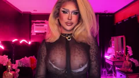 Snapshot of real_dom_phuta chatting on 11/08/25, 03:07 Miss Katrina De Futah Goddess of HELL online show from 11/08/25, 03:07