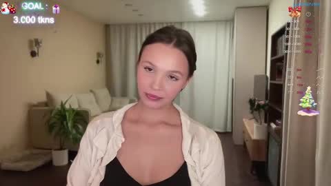 Snapshot of realsupermichael chatting on 12/16/24, 09:09 AliceEve online show from 12/16/24, 09:09