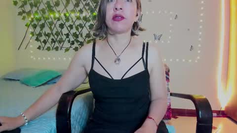 Snapshot of rebbeca09 chatting on 10/03/25, 10:23 Rebbeca online show from 10/03/25, 10:23