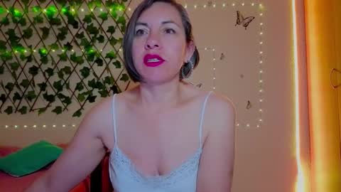 Rebbeca online show from 11/09/25, 10:57