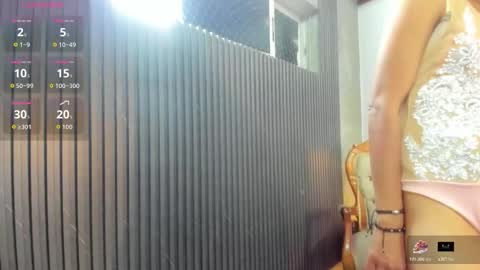 rebeca_2 online show from 11/13/25, 12:15