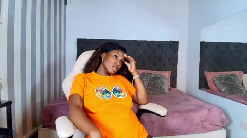 Snapshot of rebeca_cortez1 chatting on 12/16/24, 04:02 I invite you to my birthday on November 3th online show from 12/16/24, 04:02
