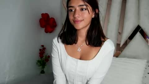 Snapshot of rebeca_cortez55 chatting on 02/05/25, 02:40 Rebecca online show from 02/05/25, 02:40