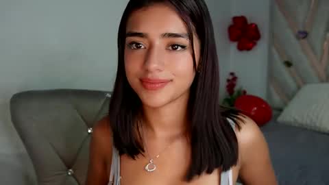 Snapshot of rebeca_cortez55 chatting on 02/15/25, 11:47 Rebecca online show from 02/15/25, 11:47