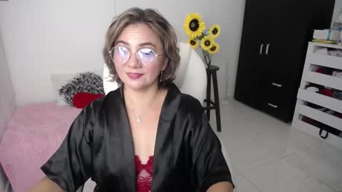 REBECA online show from 02/22/25, 02:08