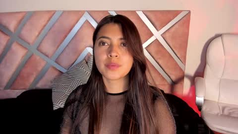 Snapshot of rebeca_williams_ chatting on 01/21/25, 02:33 Rebeca Williams online show from 01/21/25, 02:33