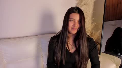 Snapshot of rebeca_williams_ chatting on 01/28/25, 01:29 Rebeca Williams online show from 01/28/25, 01:29