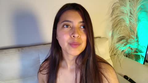 Snapshot of rebeca_williams_ chatting on 02/04/25, 05:10 Rebeca Williams online show from 02/04/25, 05:10