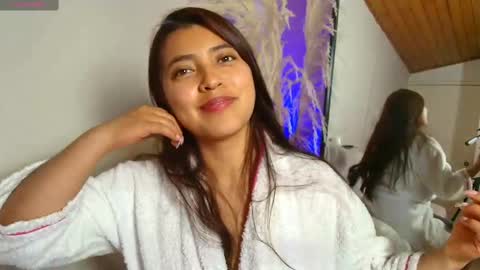 Snapshot of rebeca_williams_ chatting on 02/10/25, 05:03 Rebeca Williams online show from 02/10/25, 05:03