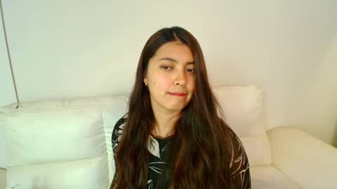 Snapshot of rebeca_williams_ chatting on 02/17/25, 11:42 Rebeca Williams online show from 02/17/25, 11:42