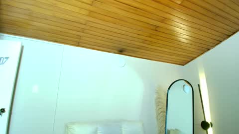 Snapshot of rebeca_williams_ chatting on 02/27/25, 04:31 Rebeca Williams online show from 02/27/25, 04:31