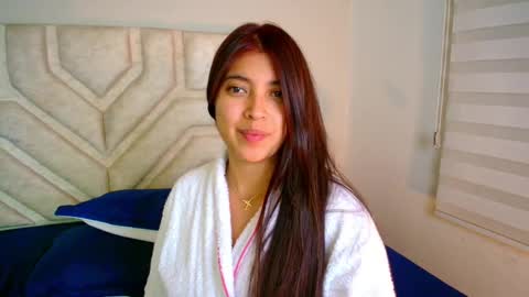 Snapshot of rebeca_williams_ chatting on 03/05/25, 04:45 Rebeca Williams online show from 03/05/25, 04:45
