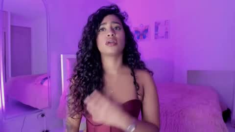 Snapshot of rebecaharrison111 chatting on 10/01/25, 02:17 Rebeca online show from 10/01/25, 02:17