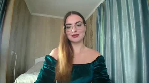 Rebecca online show from 10/03/25, 11:51