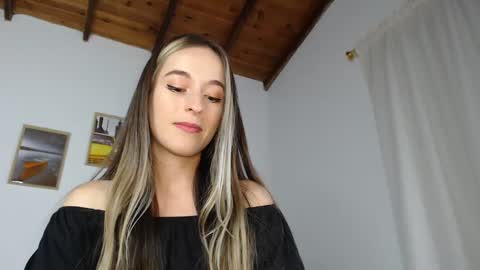 Becca Johnsoon online show from 01/26/25, 03:17