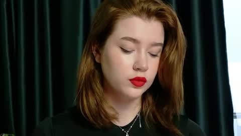 rebecca_lace online show from 11/20/25, 01:06