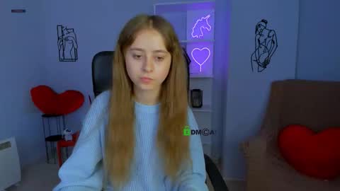 rebecca_smile_ online show from 10/13/25, 05:40