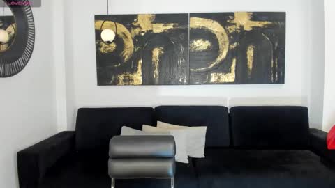 Rebe online show from 11/18/25, 06:56