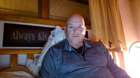 Mtn. Man online show from 10/13/25, 01:05