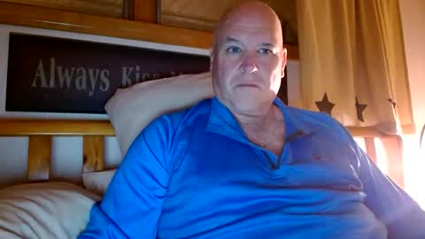 Mtn. Man online show from 10/19/25, 01:50