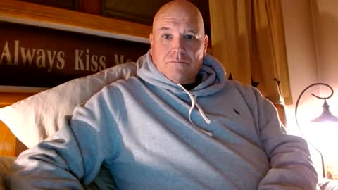 Mtn. Man online show from 11/08/25, 02:34