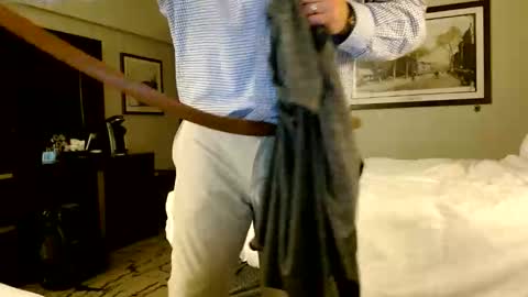 Mtn. Man online show from 11/20/25, 04:34