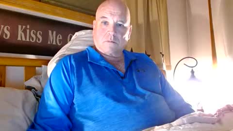 Mtn. Man online show from 11/21/25, 02:10