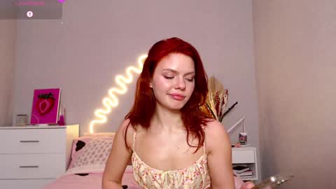 Snapshot of red__candy chatting on 12/07/24, 06:37 red__candy online show from 12/07/24, 06:37