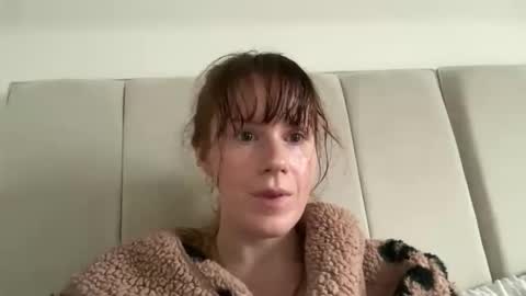 Snapshot of red_head_rosie_69 chatting on 11/11/25, 09:31 Rosie online show from 11/11/25, 09:31