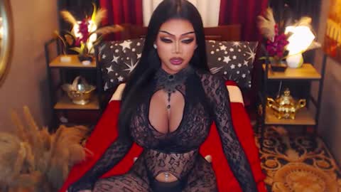 Snapshot of red_ivyy chatting on 10/25/25, 11:40 AsianRedivy online show from 10/25/25, 11:40