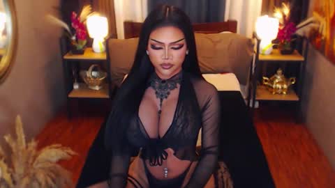 Snapshot of red_ivyy chatting on 11/09/25, 07:56 AsianRedivy online show from 11/09/25, 07:56