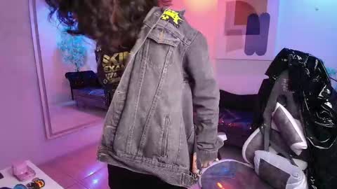 Res Moon online show from 10/13/25, 11:21