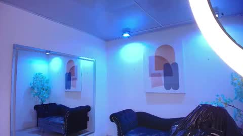 Res Moon online show from 10/20/25, 11:10